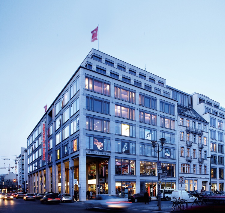 Perpetuum Dussmann digital IotSensoren als Gärtner